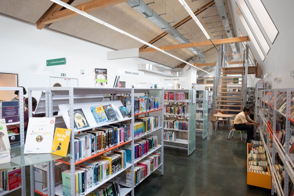 * Bibliothèque Václav Havel