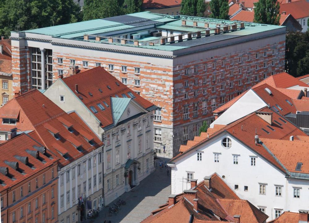 Ljubljana_National_Library_8
